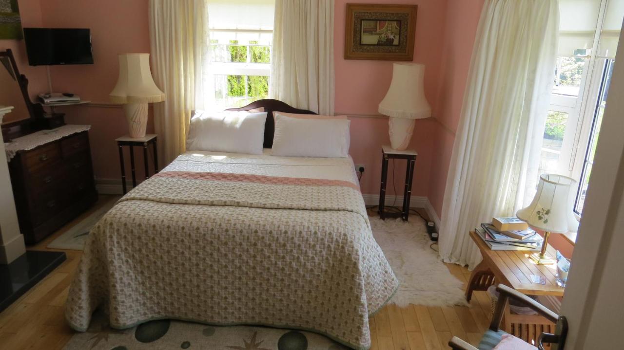 Bed and Breakfast Tyreda à Ennis Extérieur photo